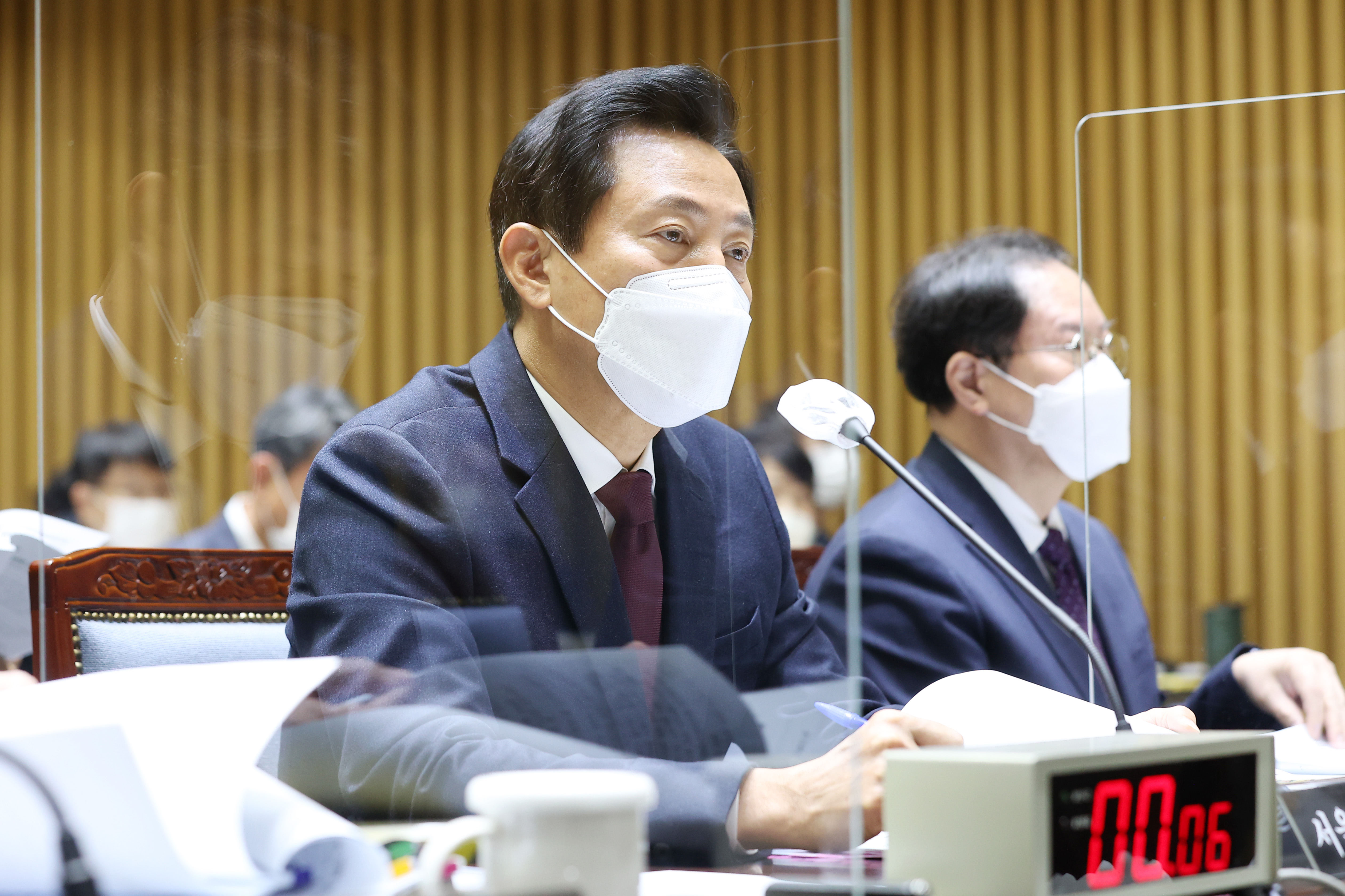 오세훈 “대북코인사업, 문제 있다면 수사 요청 검토”