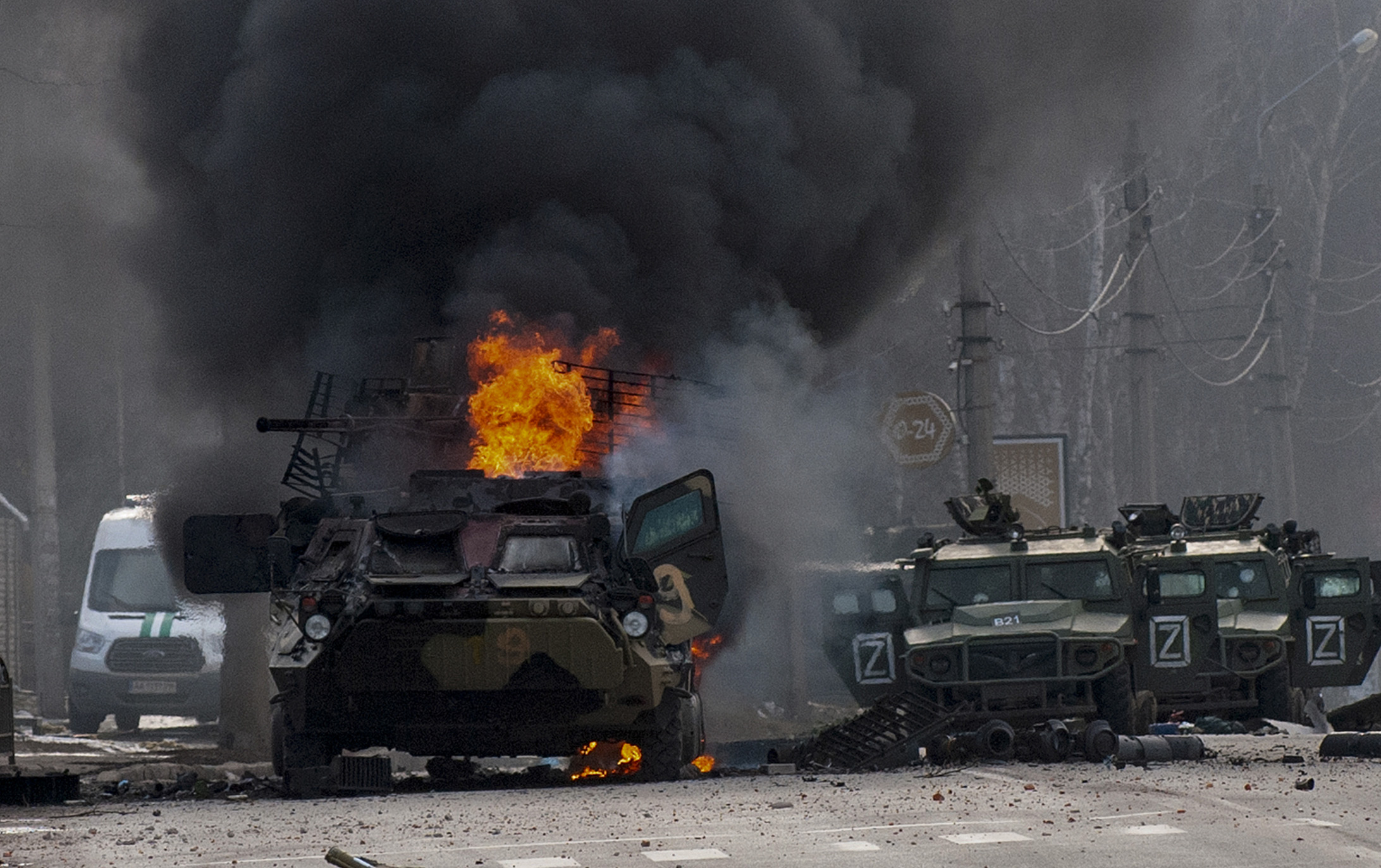 비트코인 軍자금, 머스크 스타링크… 이런 전쟁은 없었다