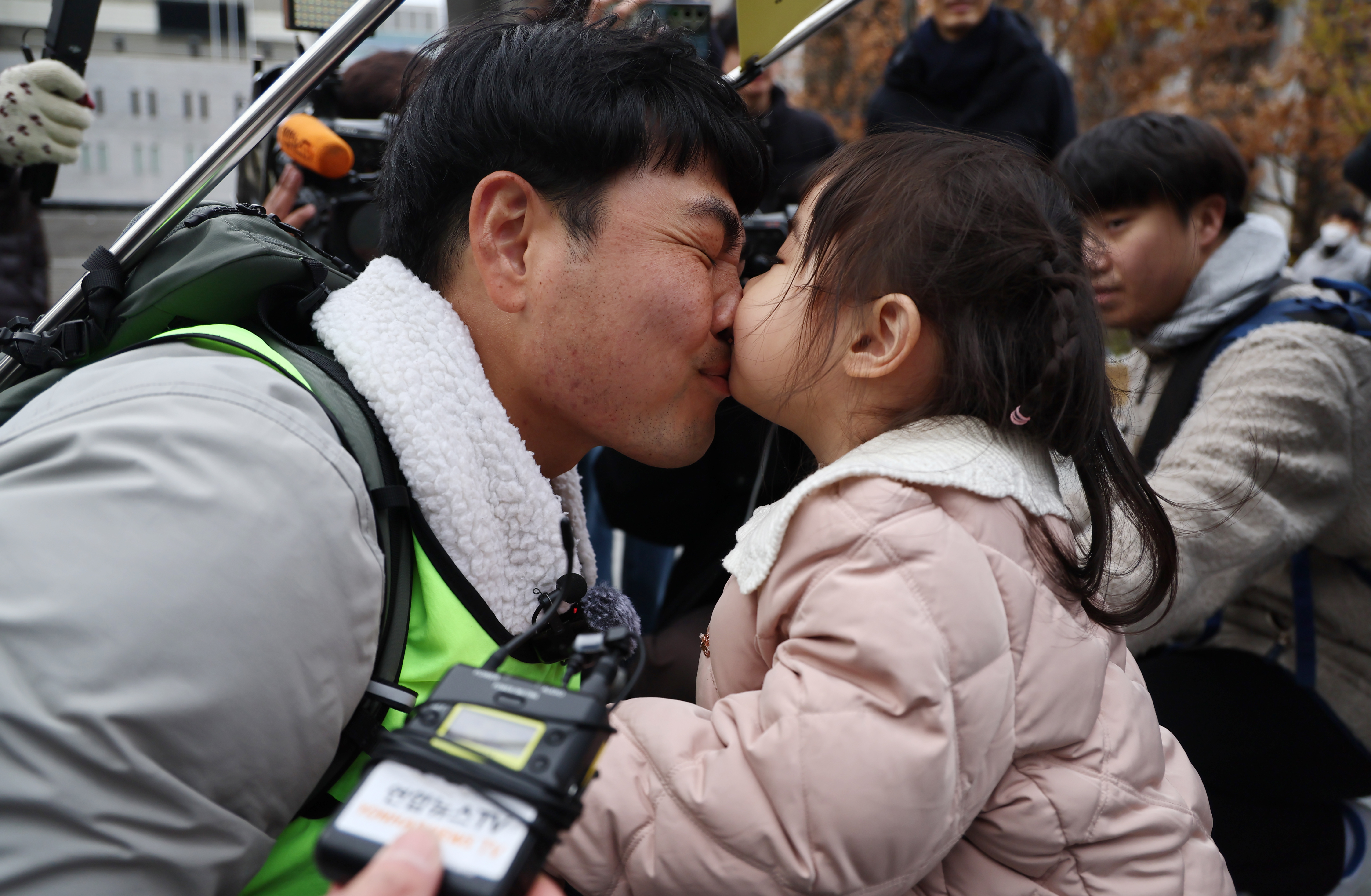 Father Completes 24-Day Journey to Fund Rare Disease Treatment for Daughter