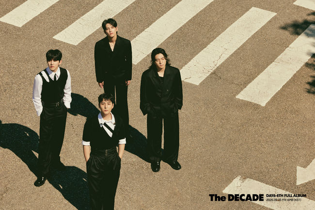DAY6 marks 10th anniversary with special live broadcast