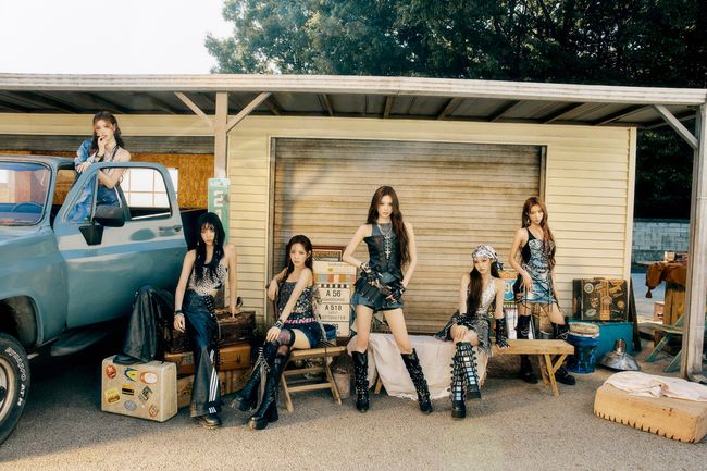 izna's new title track: 'Mamma Mia' from 'Not Just Pretty'