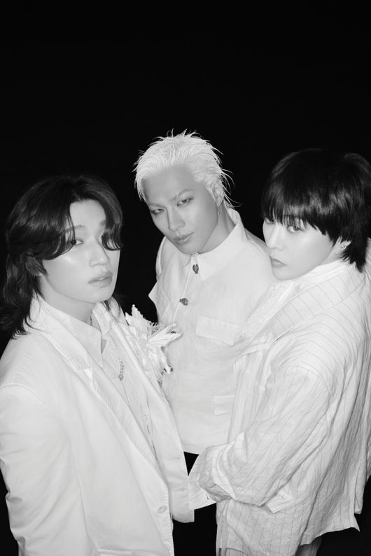 BIGBANG Kicks Off 20th Anniversary World Tour in Goyang