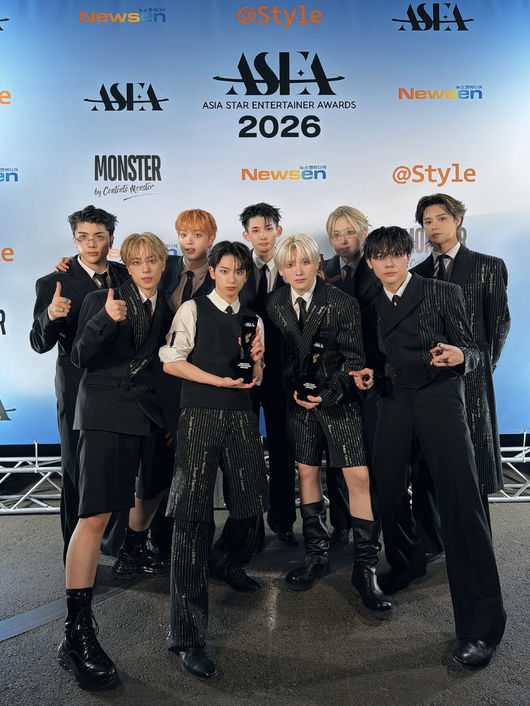 K-POP・アジア &TEAM &TEAM Wins ASEA 2026's 'Performance of the Year' and 'THE PLATINUM'