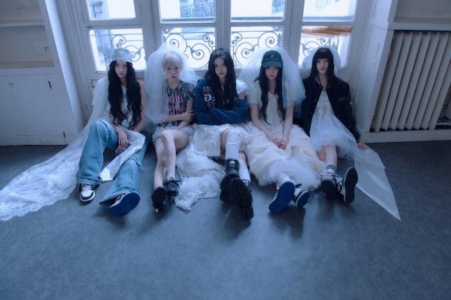 ILLIT's 'It's Me' Tops Korean YouTube Music Chart