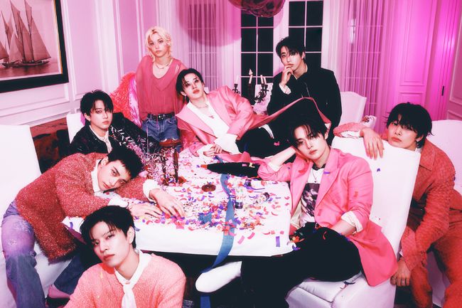 Stray Kids' High-Speed Comeback With 'DO IT' Album
