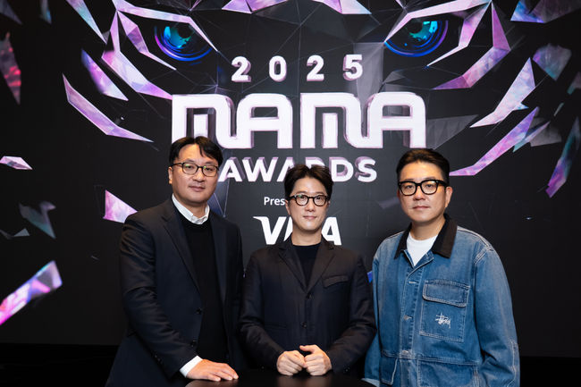 2025 MAMA Awards: Michelle Yeoh, KPop Demon Hunters Collaboration