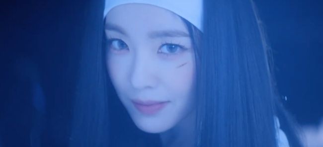 Red Velvet's Irene Makes Solo Debut with 'Like A Flower'