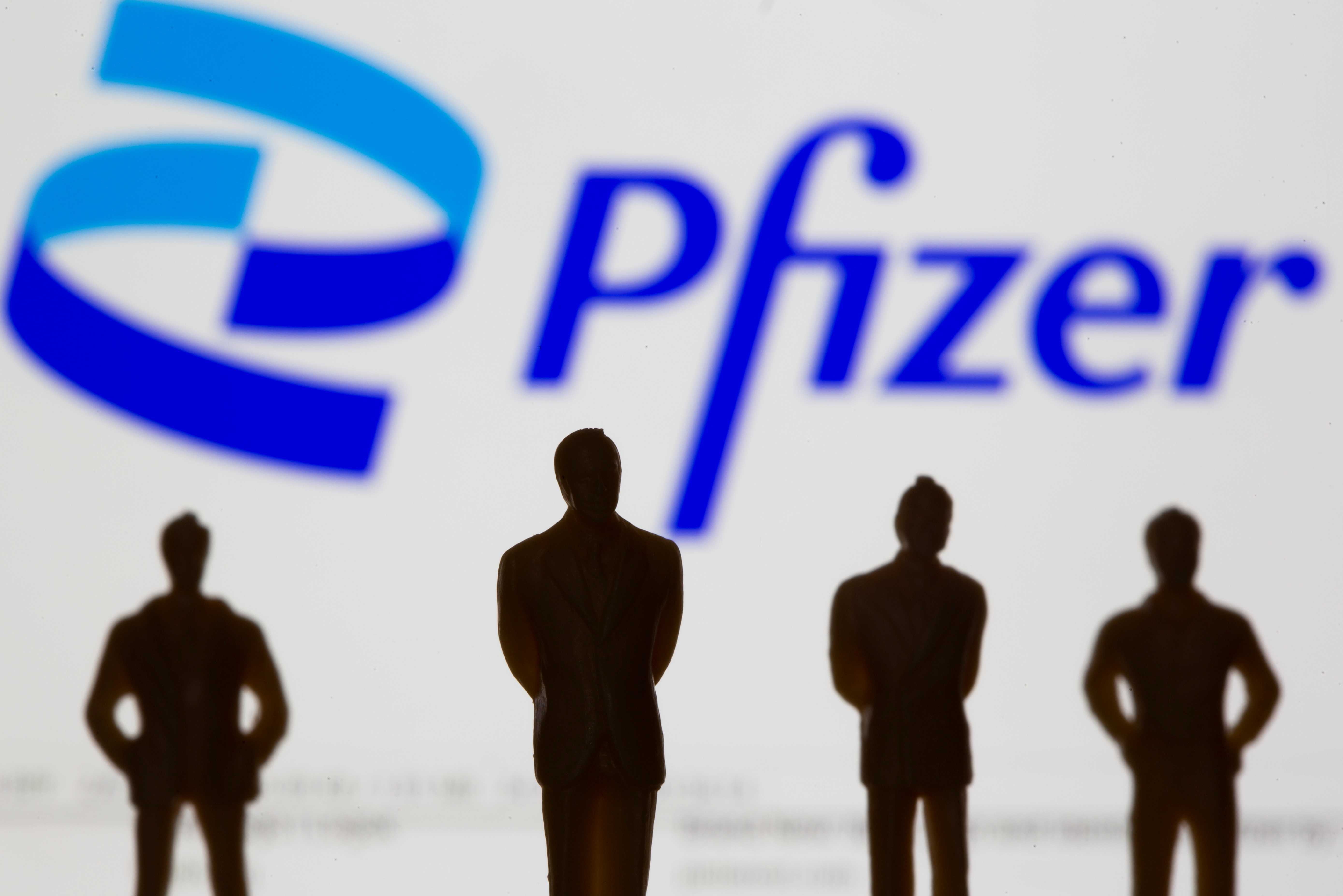 화이자 치료제는 팬데믹 끝내는 원자폭탄” 금리 인상 당겨진다