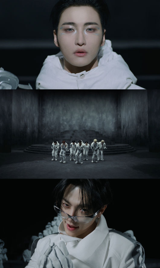 ATEEZ's 'NASA' Performance Dazzles with Unprecedented Scale