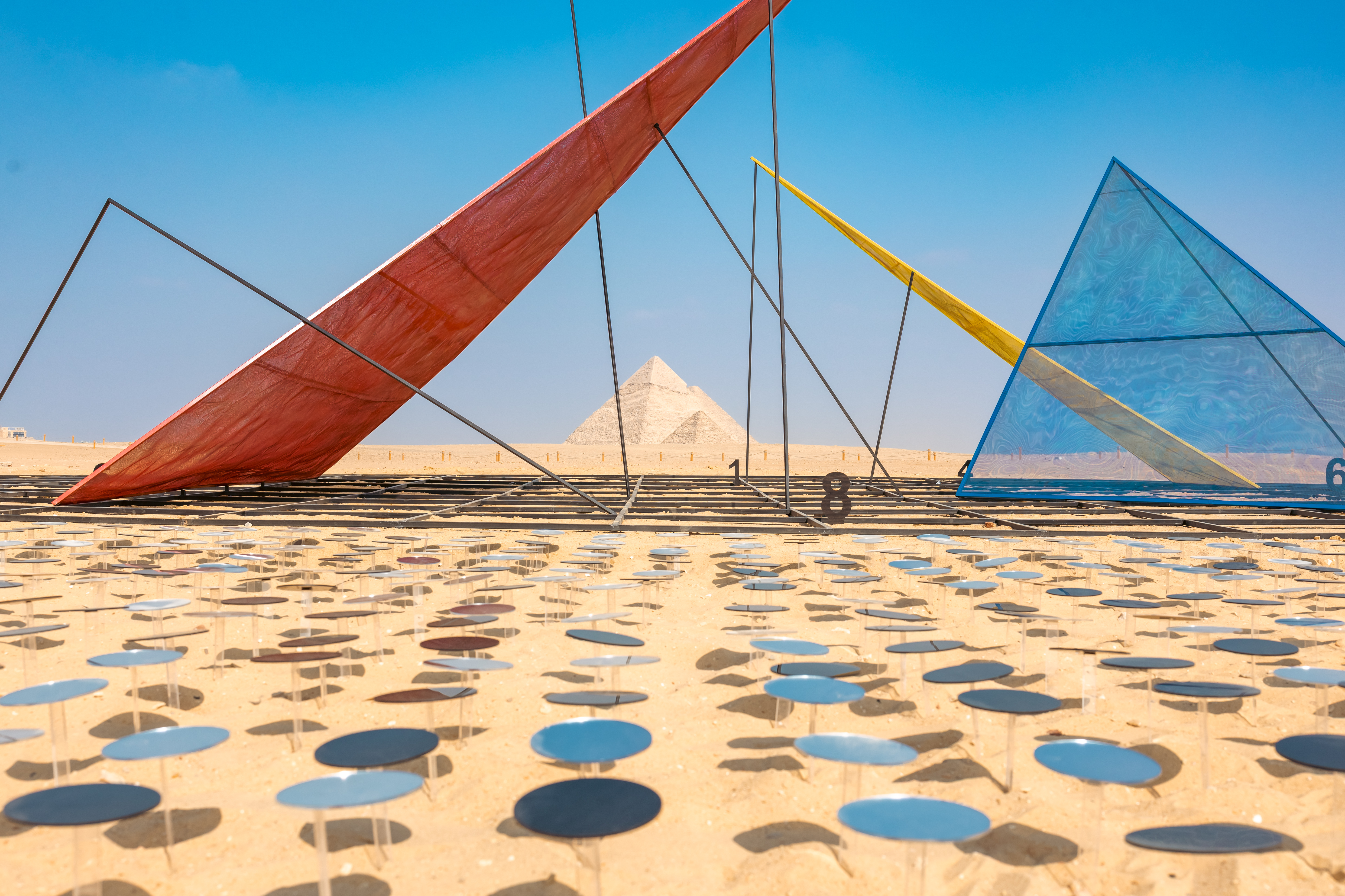 ケイスケ　トロレアイトピラミッド Small Colorblock Pyramid - Ivory w/ Green & Moss RTS — Friend Of All