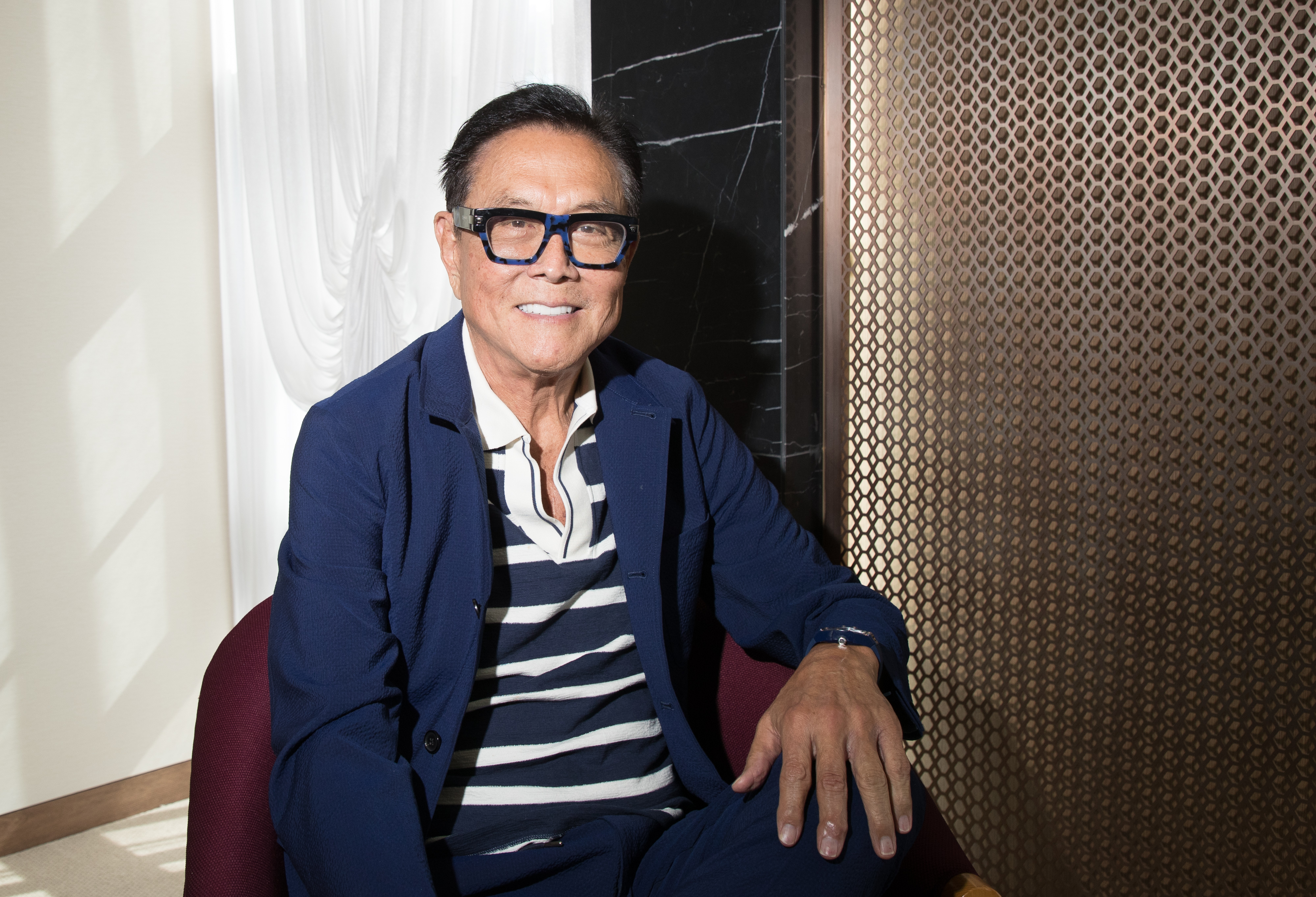 Kiyosaki sells Bitcoin, predicts wealth for holders