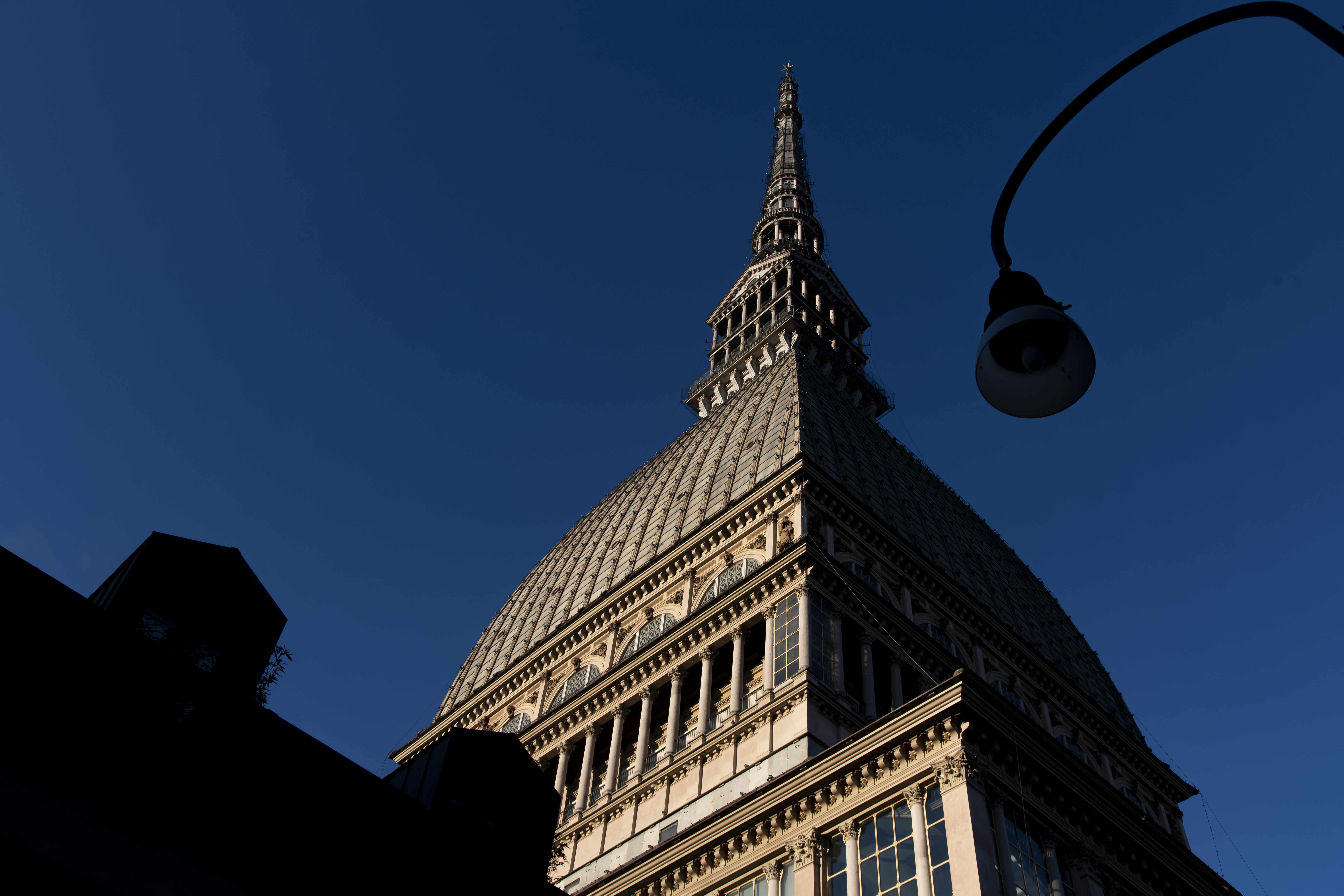 유럽 어린이를 위한 장소, 연령대 10-12 | Storypie, image size:8000x5333