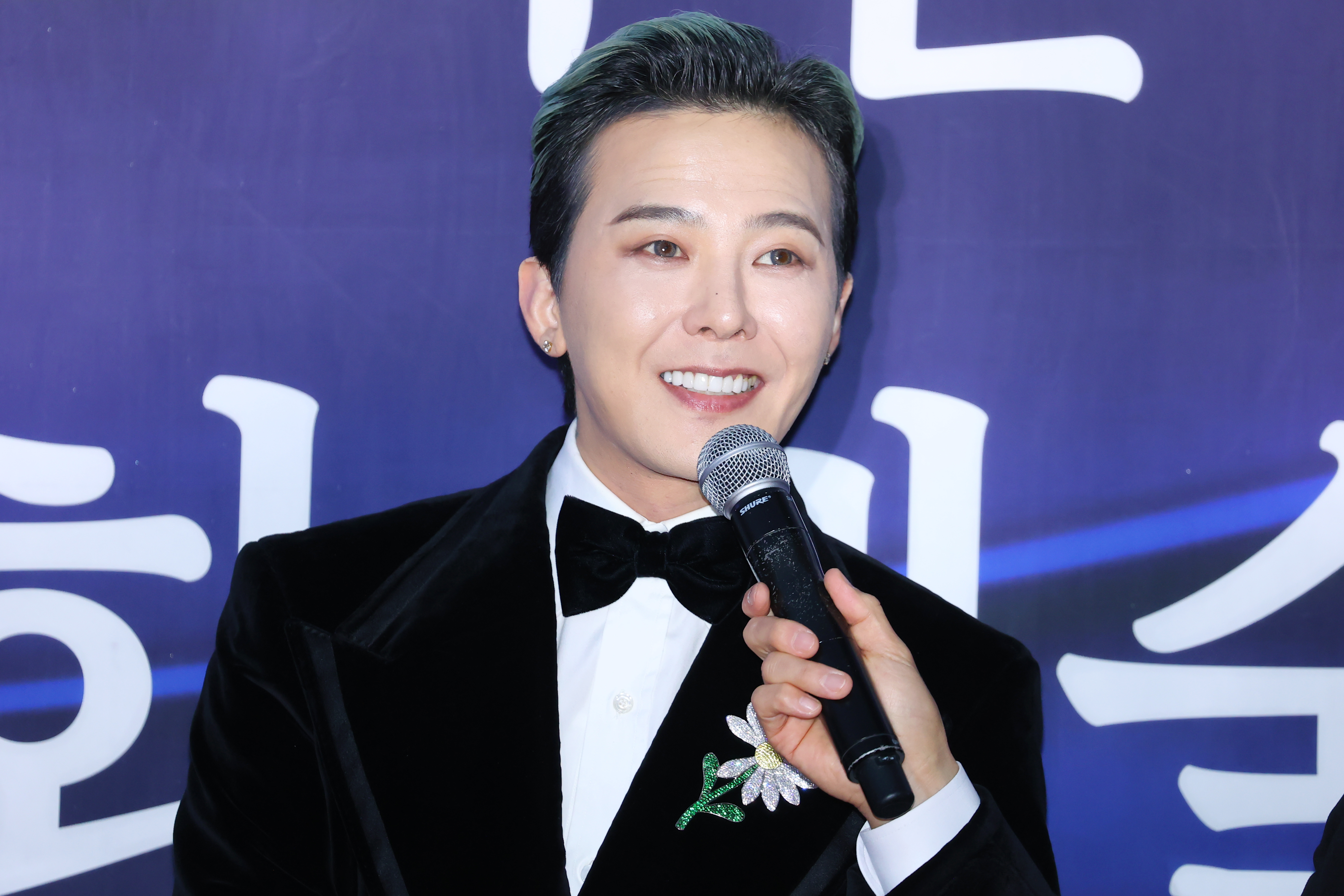 G-Dragon Sole K-Pop Performer at APEC Summit Dinner