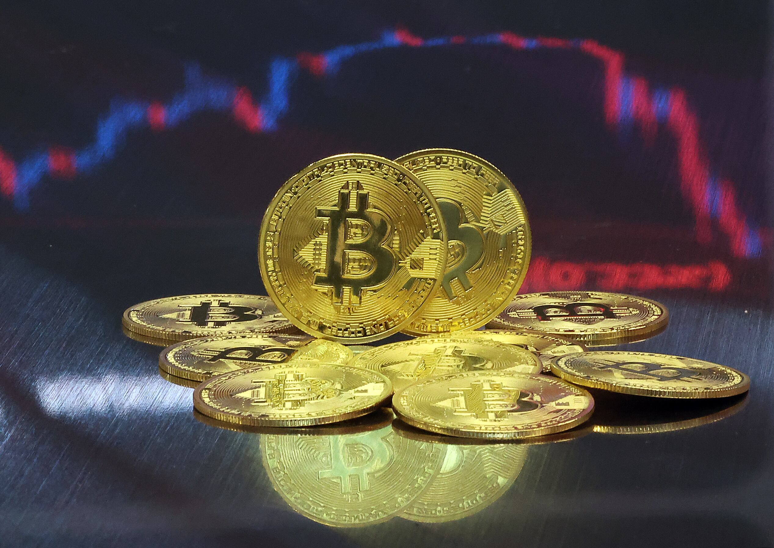 추락하는 가상화폐… 큰손들은 “지금이 매수 기회”