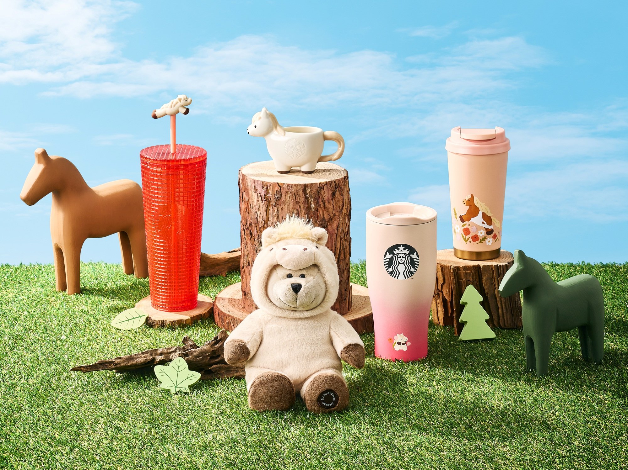 Starbucks Korea launches exclusive New Year goods on 29CM - CHOSUNBIZ