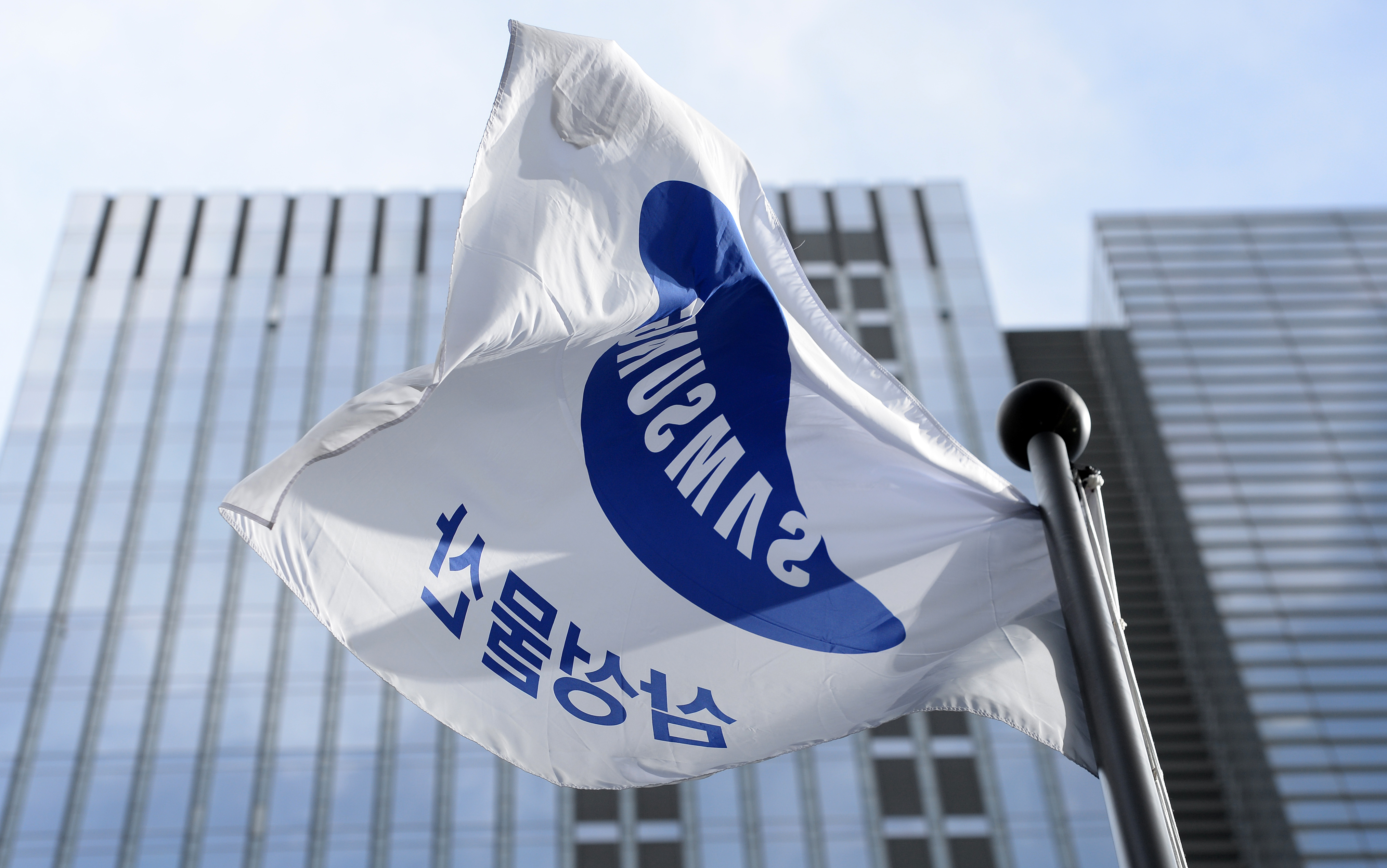 해외 수주 1위, 삼전 잘 오르는데 왜?... 반대로 가는 삼성물산 주가 - 조선비즈