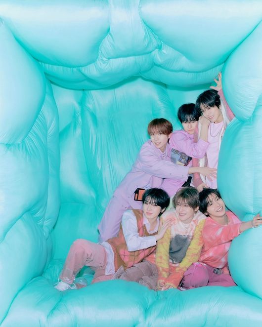NCT WISH showcases Y2K vibes in new mini-album 'poppop