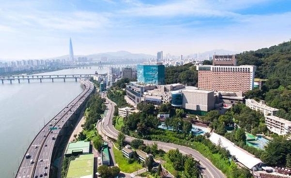 5성급 호텔 '그랜드 워커힐 서울' 한 달간 임시 휴업 - 조선비즈