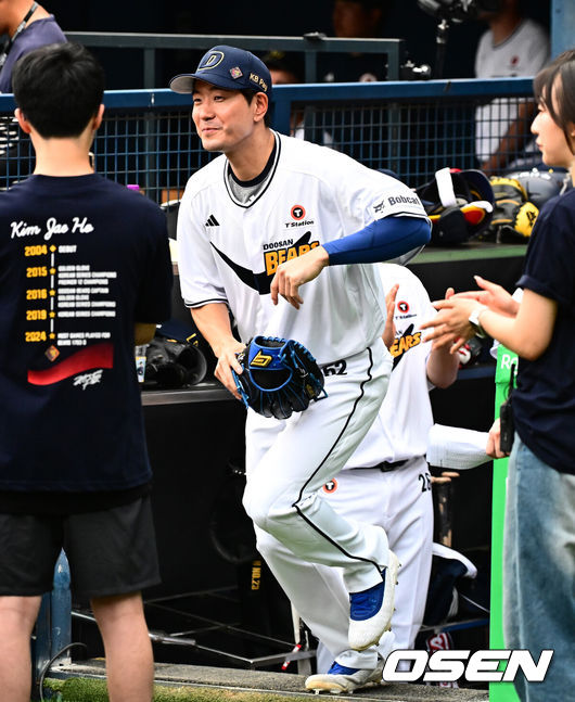 Lee Kang-cheol emphasizes defense as key to longevity