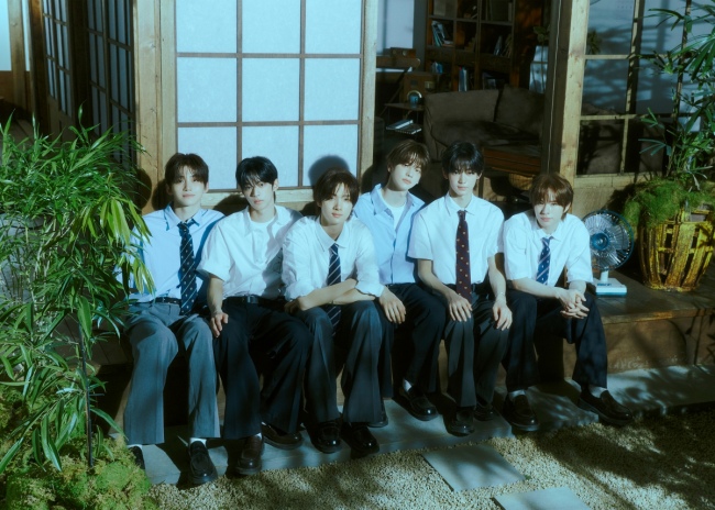 最安 debut with Japan captivates TWS events special and K-POP・アジア