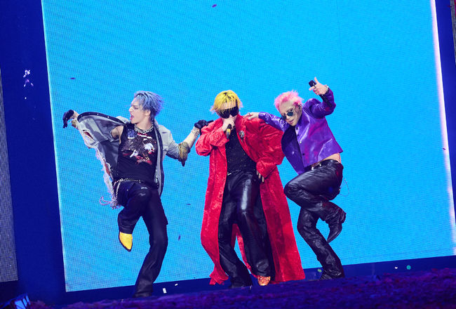 BIGBANG/BIGSHOW BIGBANG LIVE CONCERT 20… GBTDCN3DGAYWCMRVGNSDMYZUGY.jpg