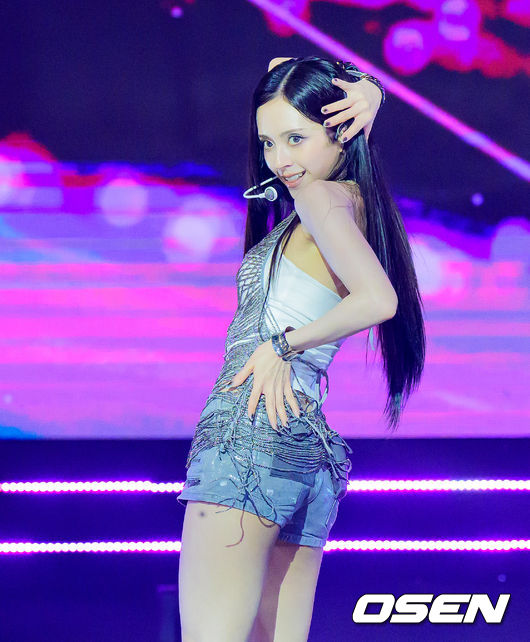 Photo] Mashiro, hot line - CHOSUNBIZ