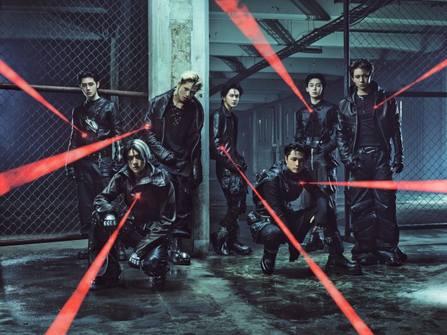 ENHYPEN unveils bold vampire image in 'Knife' stills - CHOSUNBIZ