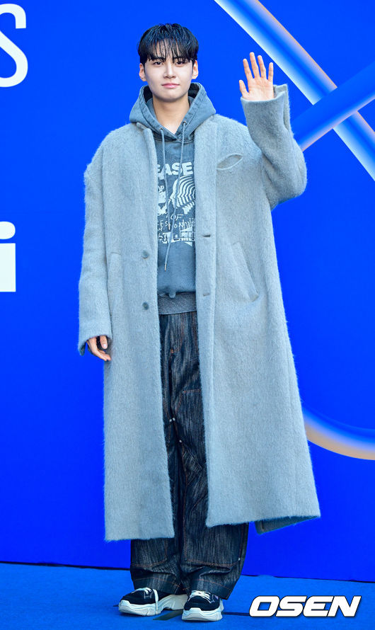 Photo] Lee Jin-hyuk shows 'unbelievable proportions' - CHOSUNBIZ