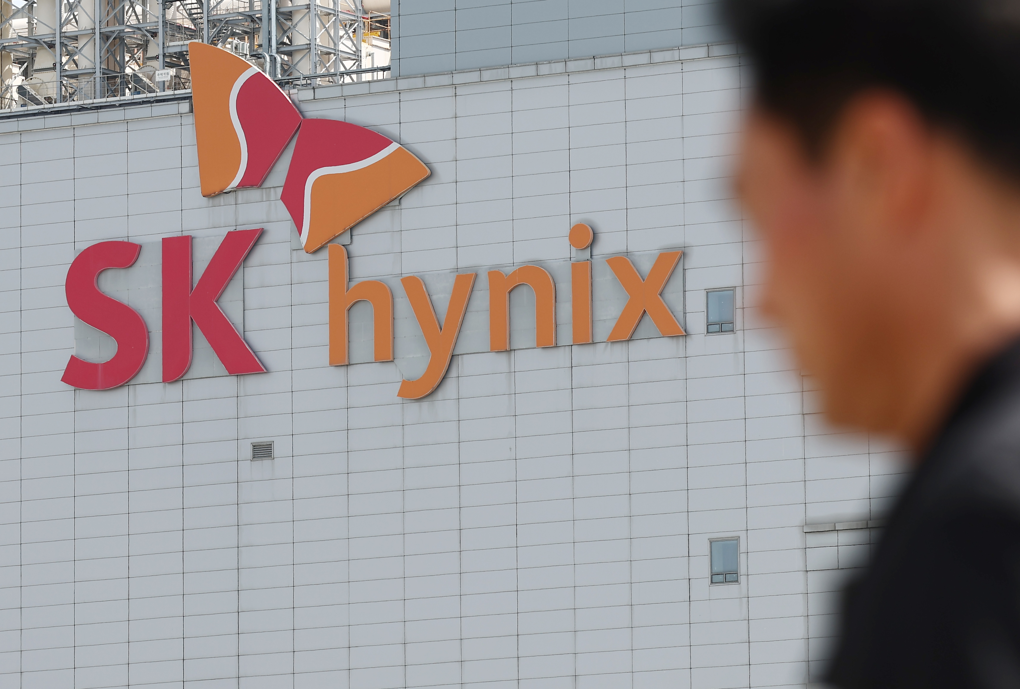 SKハイニックスが40兆ウォン自社株買い全消却 累積FCFの50％超を還元