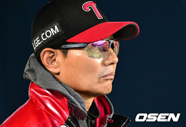 新庄剛志 WCBF STADIUM LEGENDS THE SELECTED16 redesigned-the-new-white-sox-