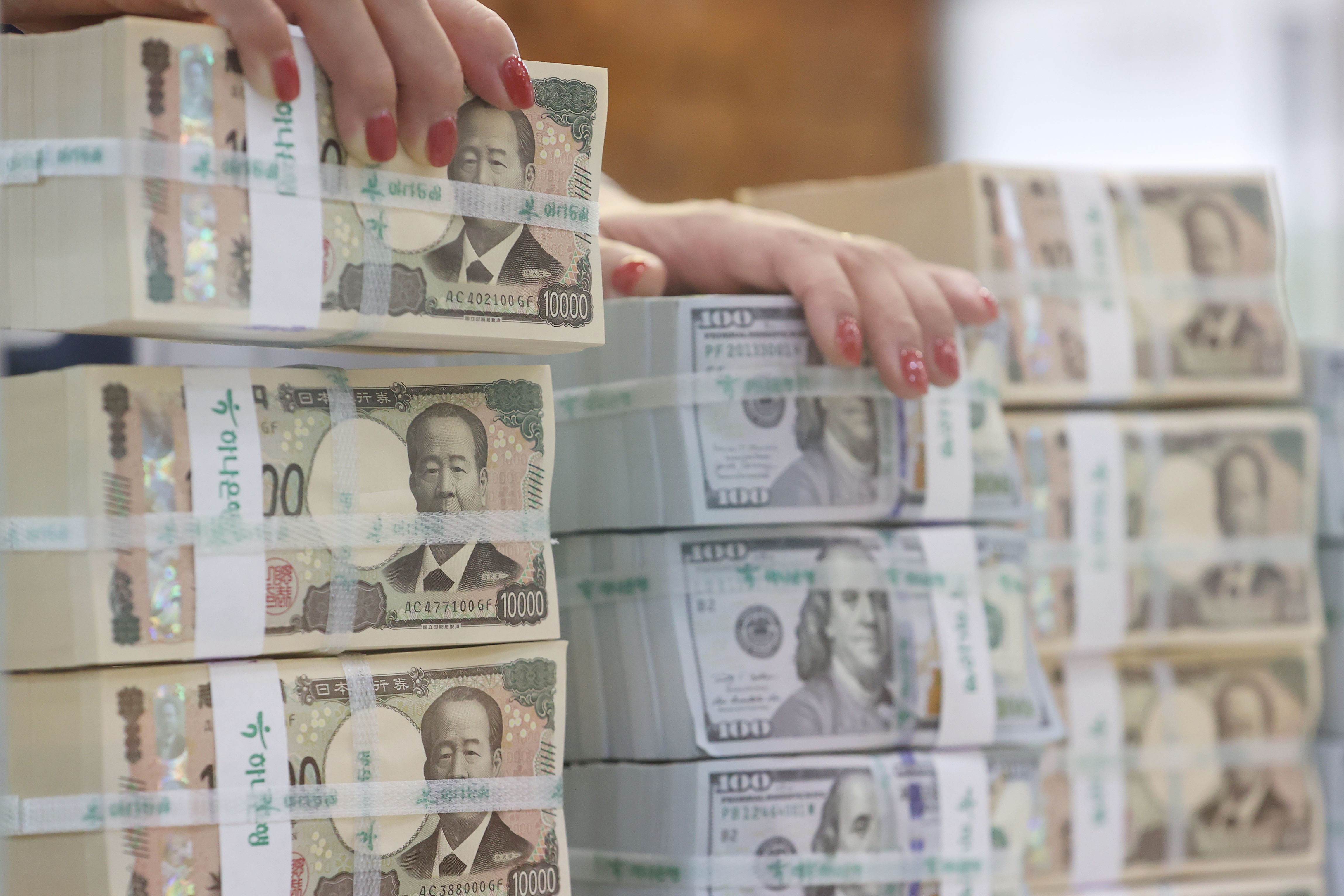 투자노트] 엔 캐리 트레이드 청산 쓰나미?… “선결 조건 많이 남았다” - 조선비즈