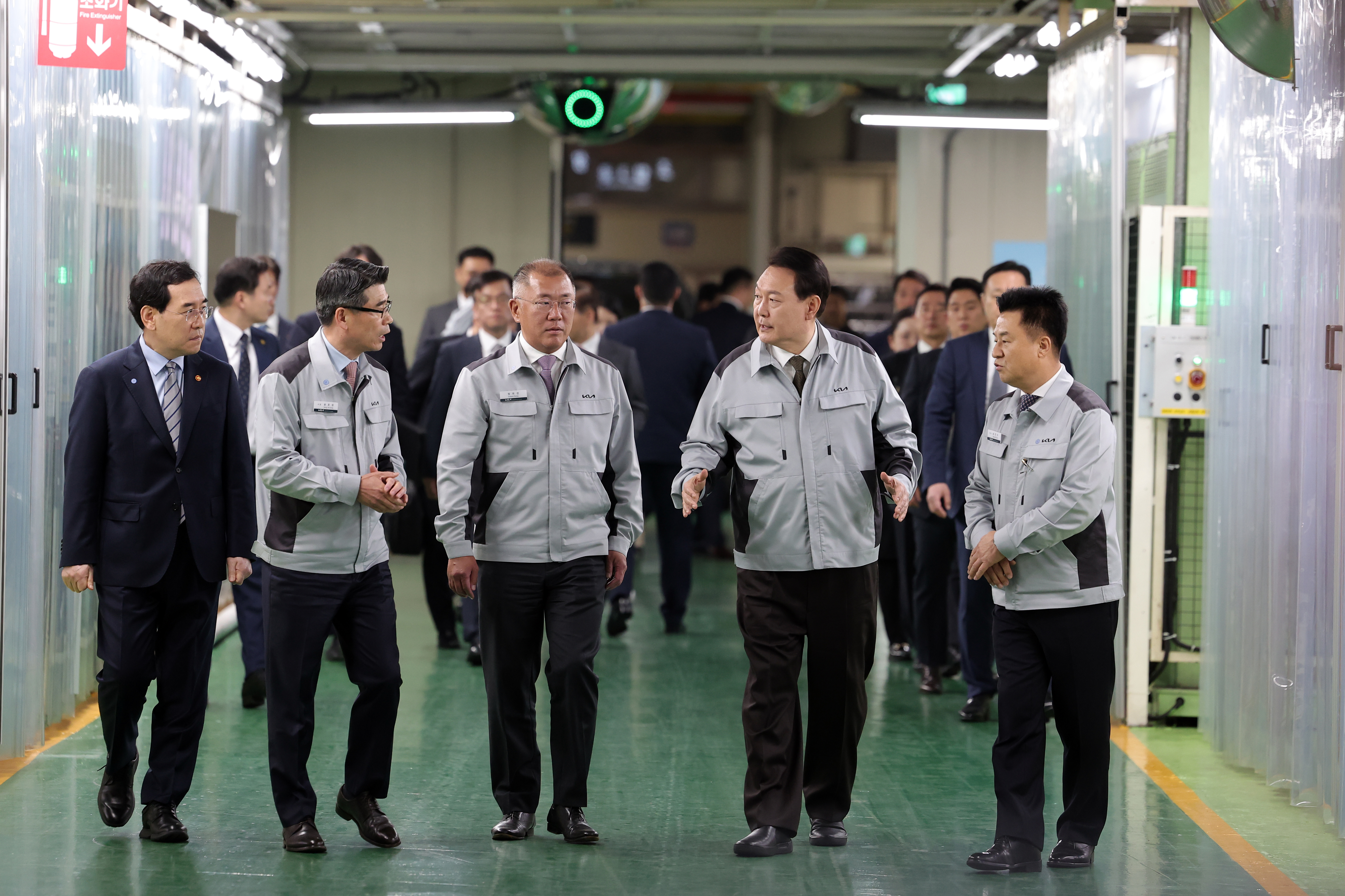 특징주] 모트렉스, 현대차그룹 국내 첫 PBV 공장 착공 소식에 강세 - 조선비즈