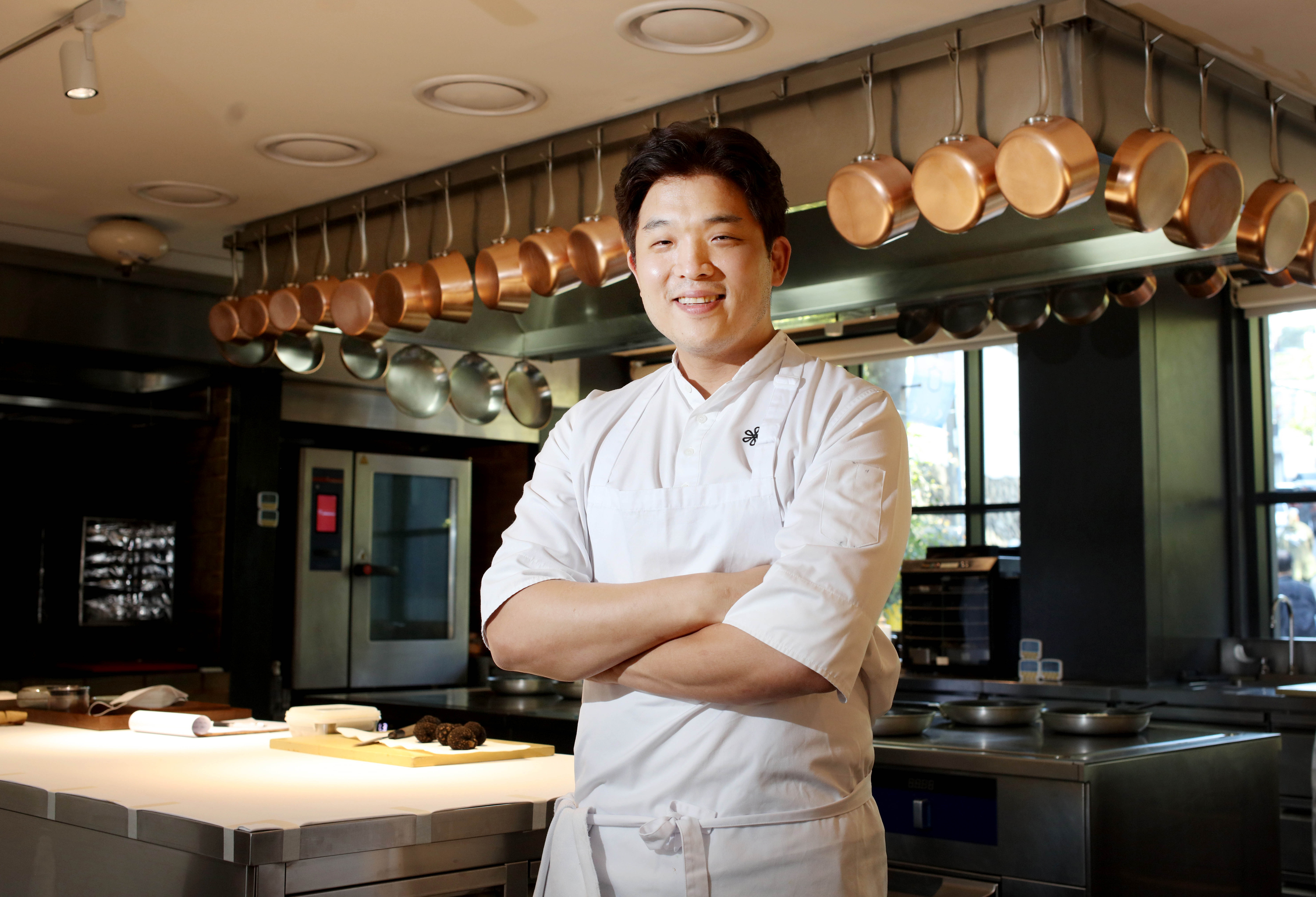 mosu seoul controversy