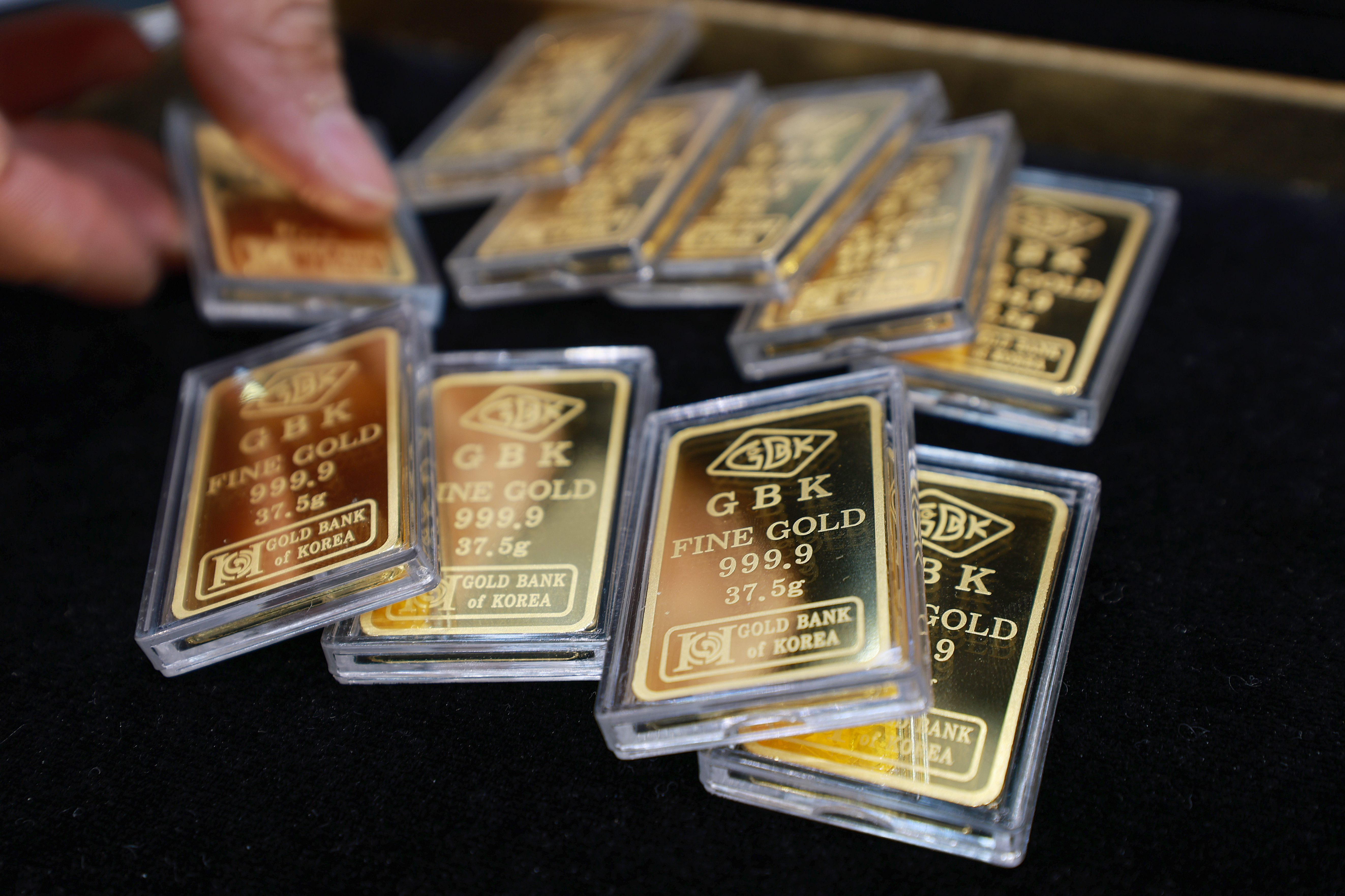 個人投資家が金銀とドル預金を一斉買い増し - ChosunBiz