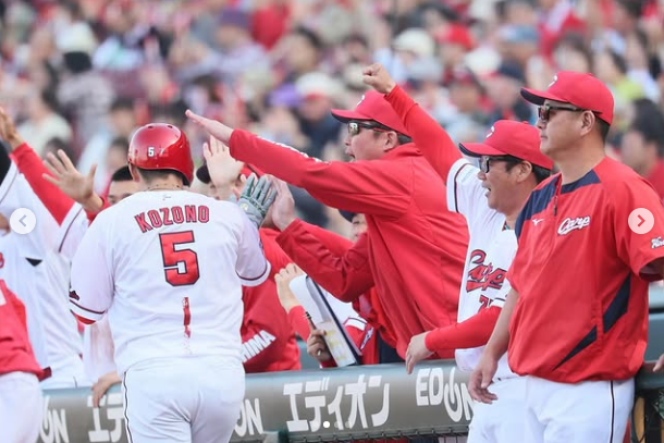 Hiroshima Carp rises to first place with flexible work policy in