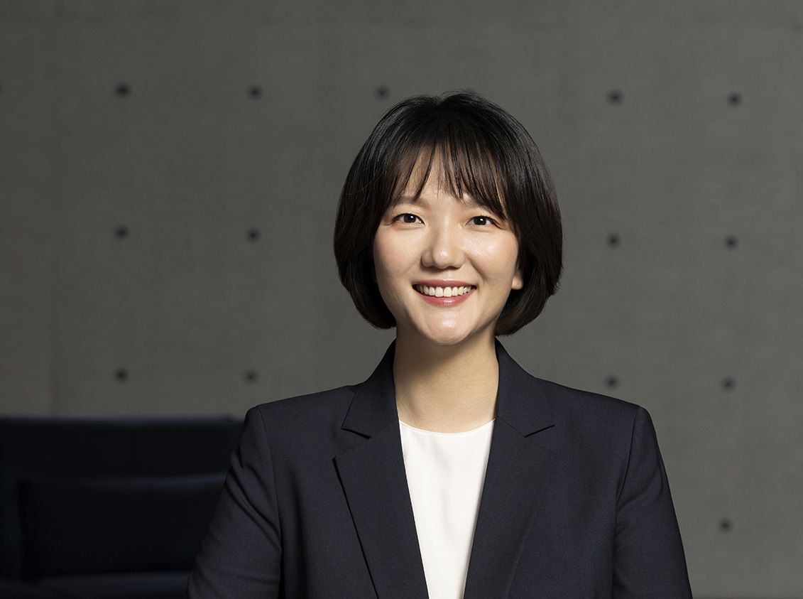 네이버, 81년생 리더 시대 개막… 최수연 신임 대표 “글로벌 일류 되겠다” - 조선비즈