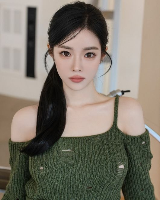 유혜원 뷰티 브랜드 활동 관련 보도 사진