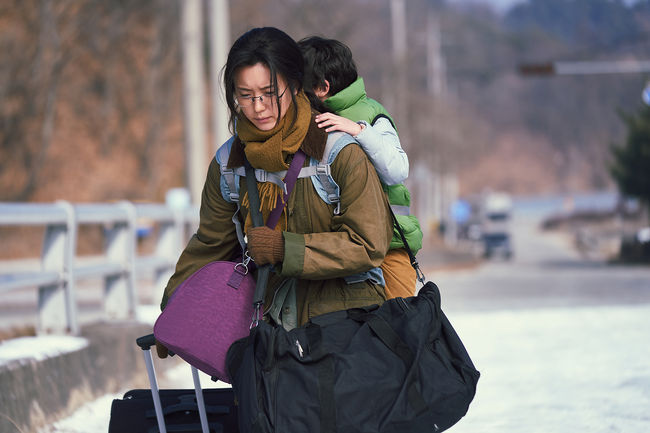 Han Hyo-joo, Bong-seok's mother → melodrama with Jo In-sung... 'Moving' part 8-9 narrative was beautiful - Chosun Biz