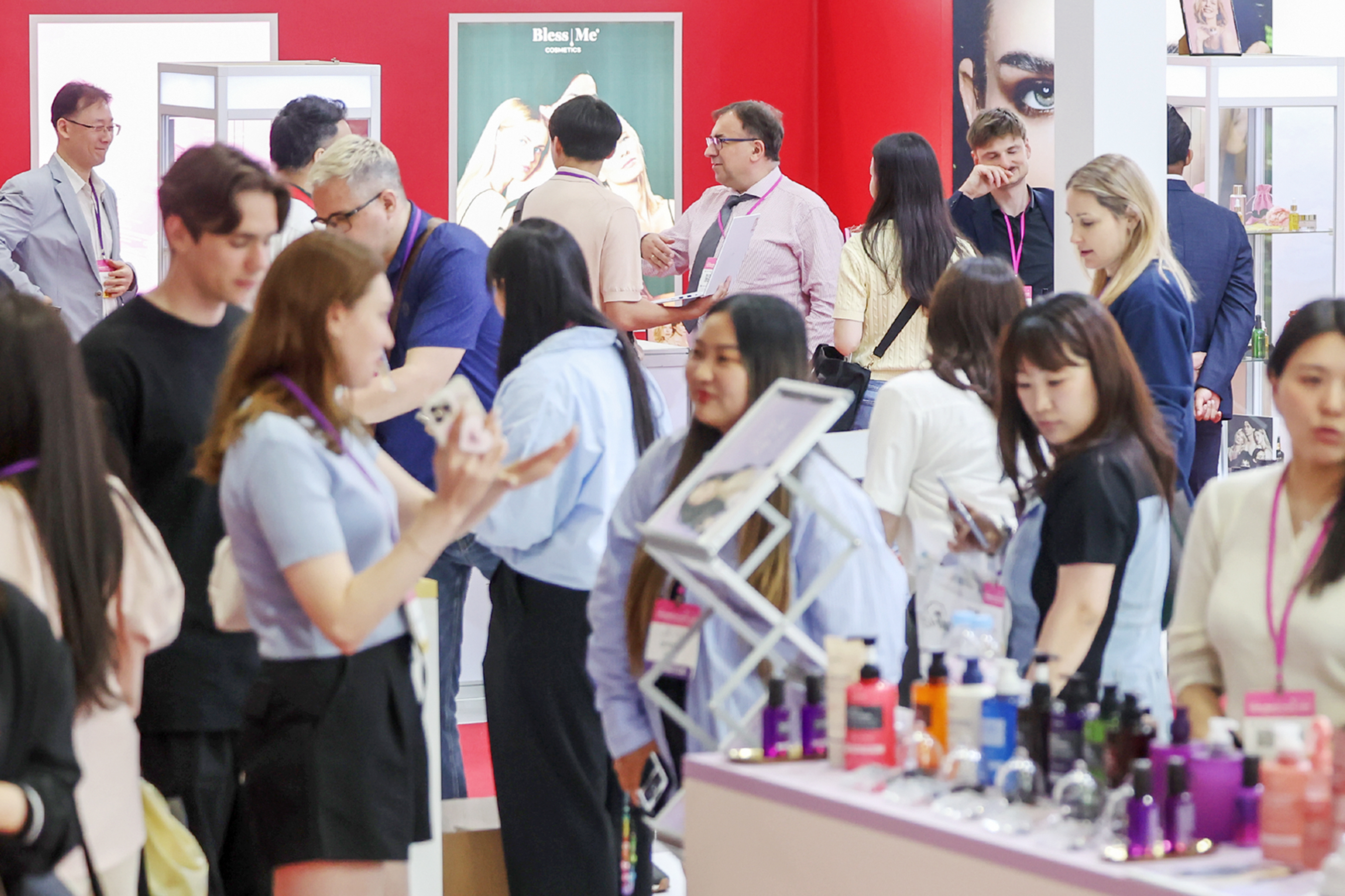 특징주] 화장품株 질주… 토니모리 1년 내 최고가 - 조선비즈