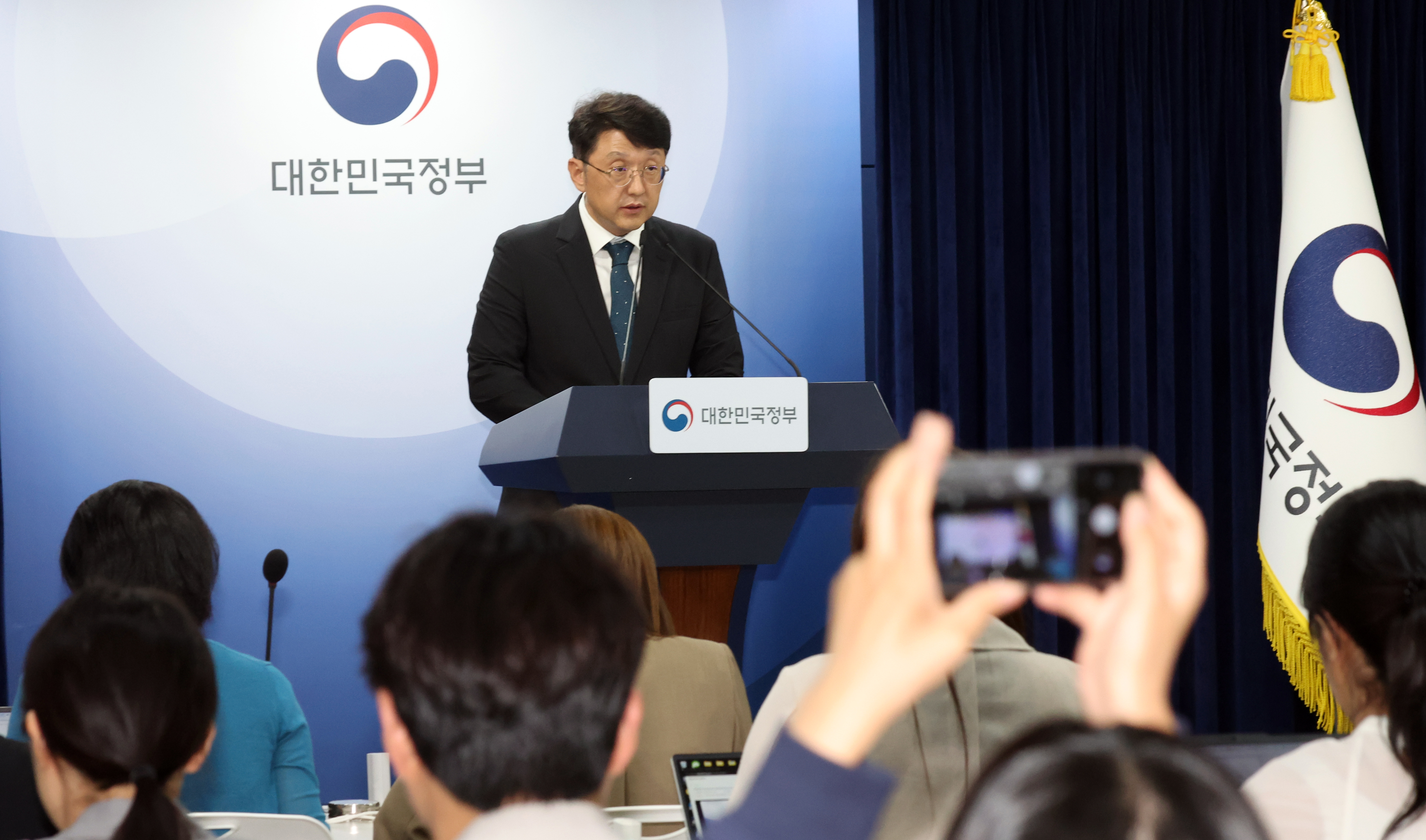 韓国政府携帯顔認証導入実効性に疑問 - ChosunBiz
