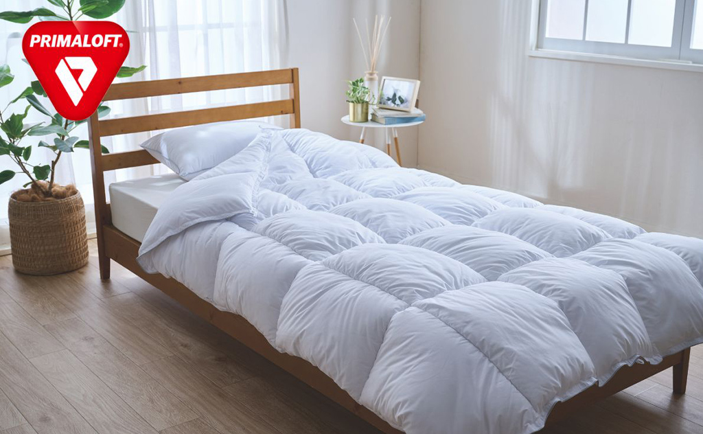 羽毛を超える驚きの暖かさ！世界が認めた人工羽毛「プリマロフト」の