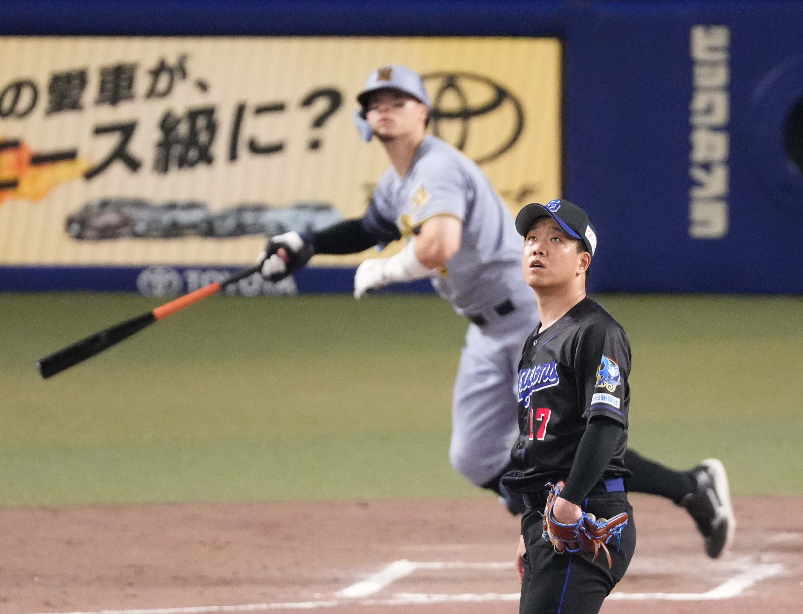 阪神・佐藤輝明、チーム初安打が逆転の21号2ラン トップ森下翔太に2本