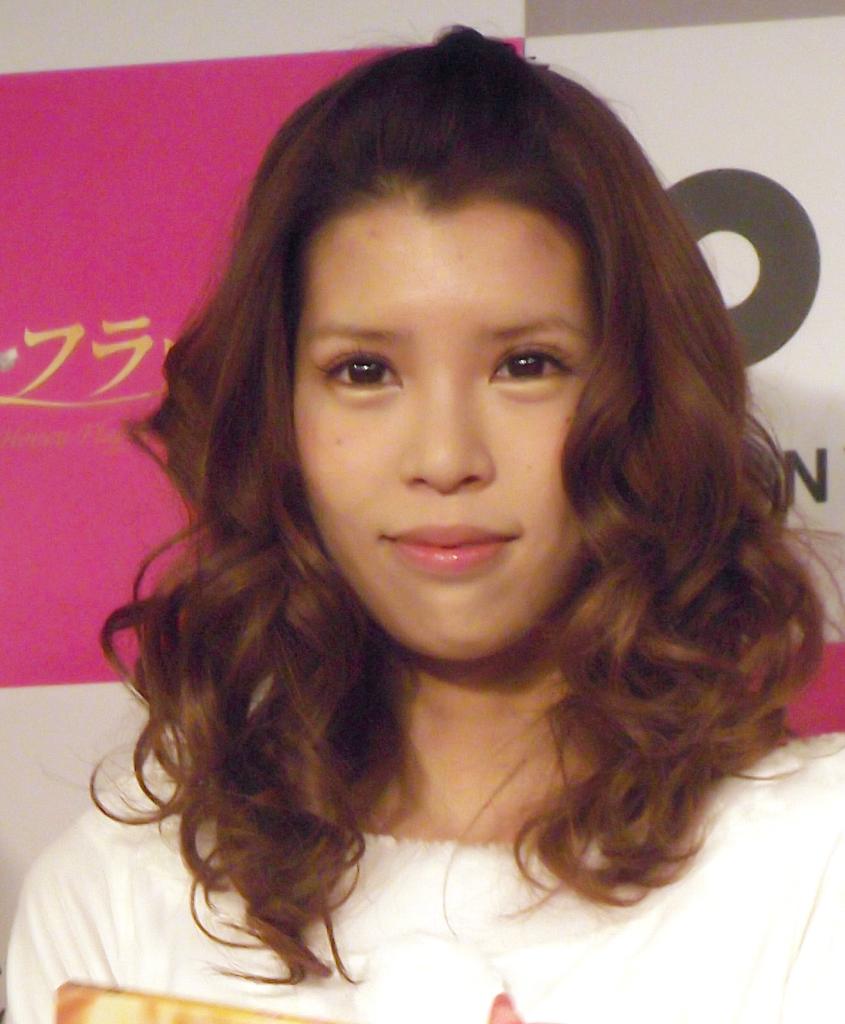 坂口 杏里 逮捕