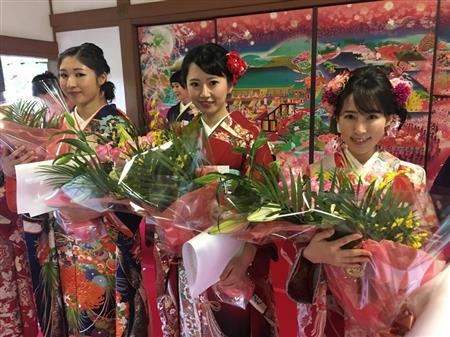 ミス小野小町 グランプリに風谷南友さんら３人 イザ