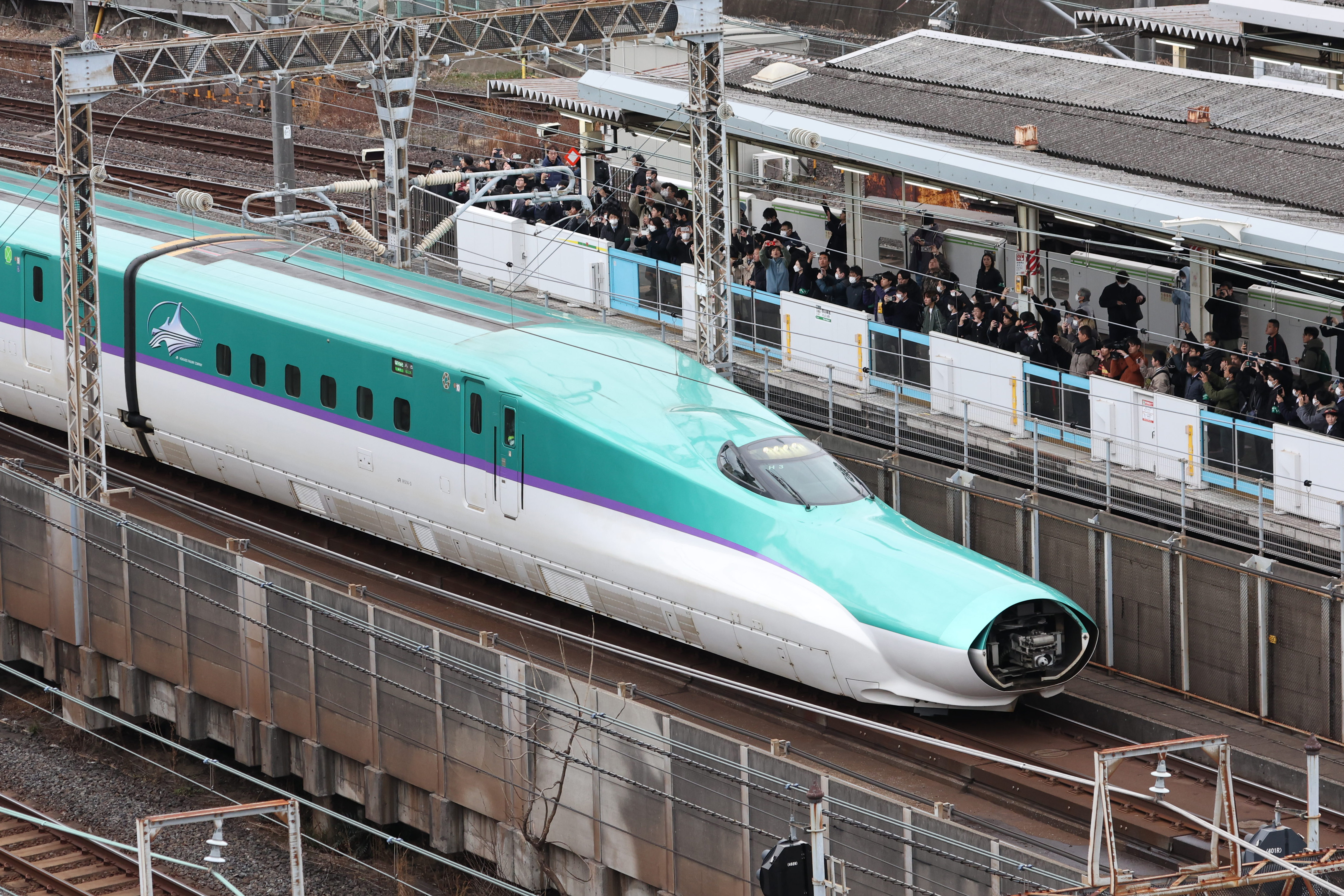 東北・秋田・山形新幹線の連結運転を14日まで取りやめ JR東日本、再開