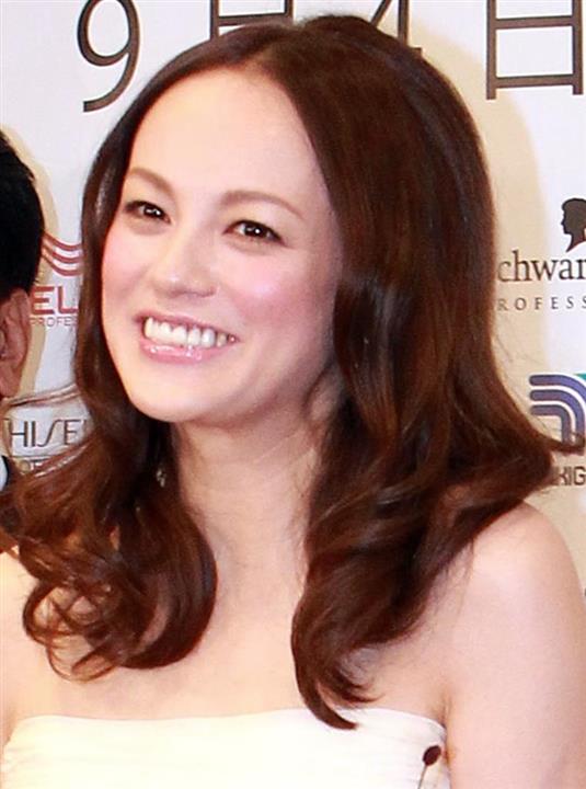 ▲限定1名様▲貴重▲牧瀬里穂▲切り抜き▲ 牧瀬里穂さん/切り抜き 19ページ - メルカリ