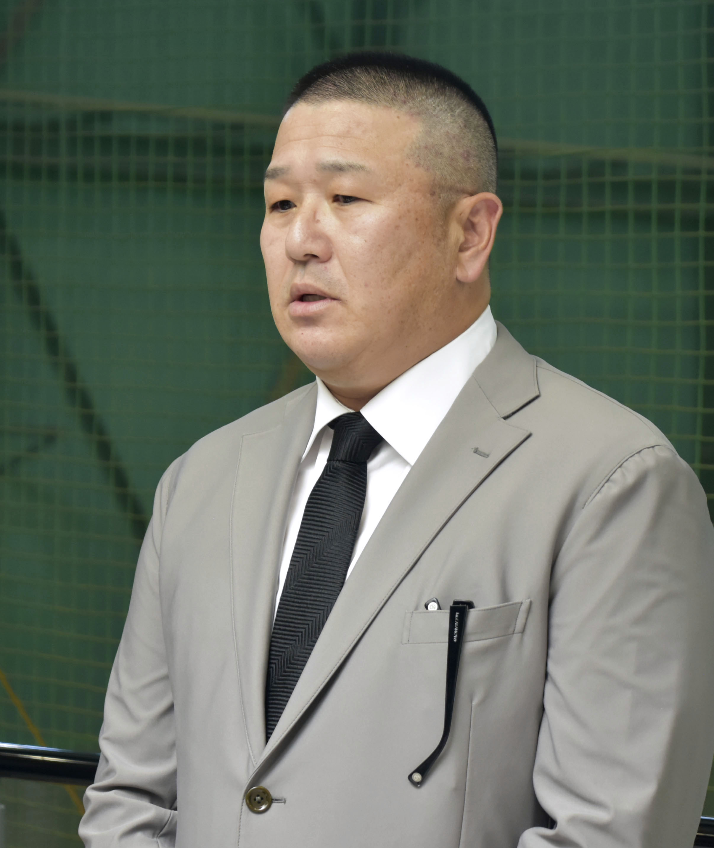 中日・小山伸一郎コーチの謹慎解除 オンラインカジノ賭博、会見