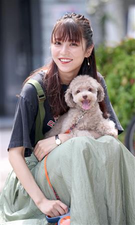 ペットと私 石川恋 愛犬チェルシーと甘 い生活 カリスマモデルが母性本能全開中 1 2ページ サンスポ