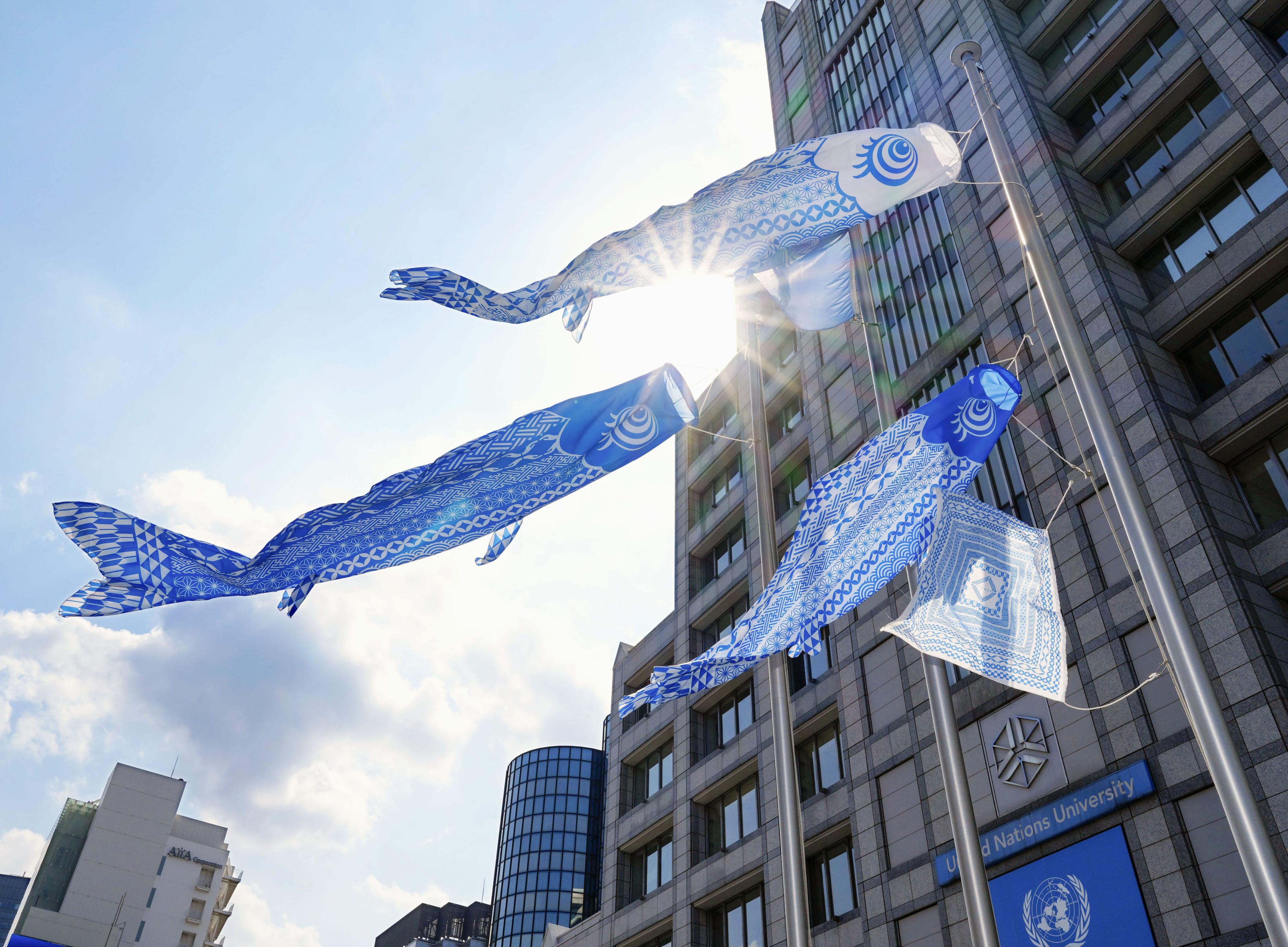 フォト】東京スカイツリー、青色に 難民支援でライトアップ - 産経ニュース