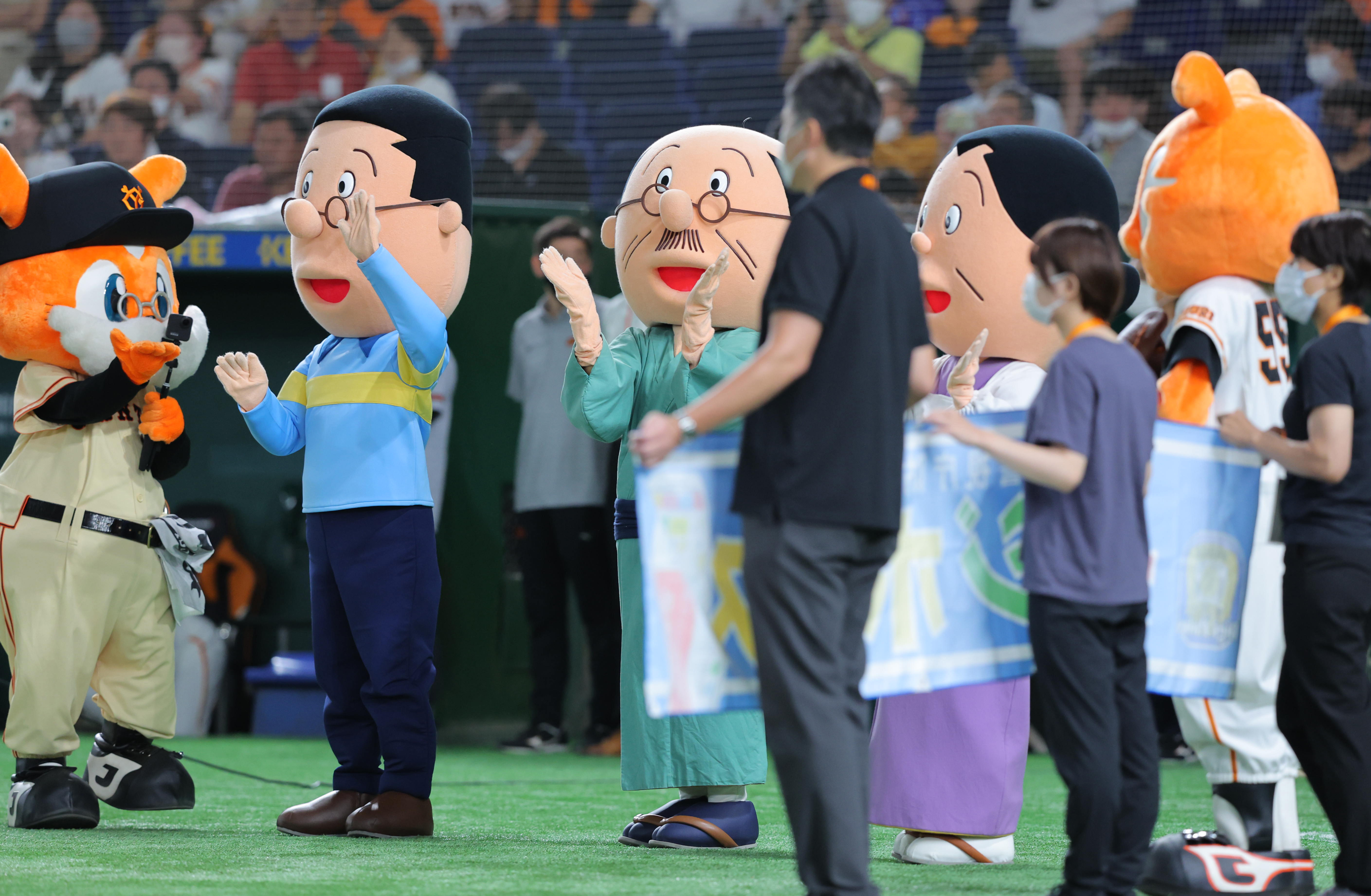 サザエさんが始球式 土曜日の東京ドームに登場 - 産経ニュース